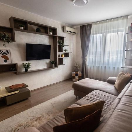 Luceafarul Property Oradea Exterior photo